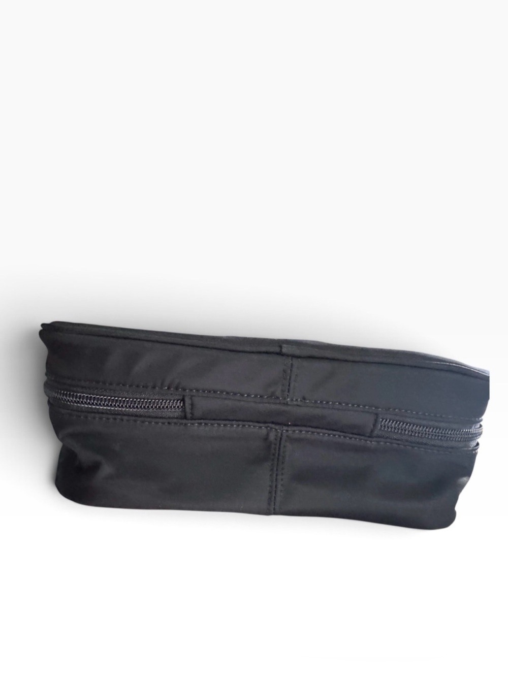 Kate Spade New York Black Nylon Travel Cosmetic Makeup Organizer Case. - Picture 8 of 12